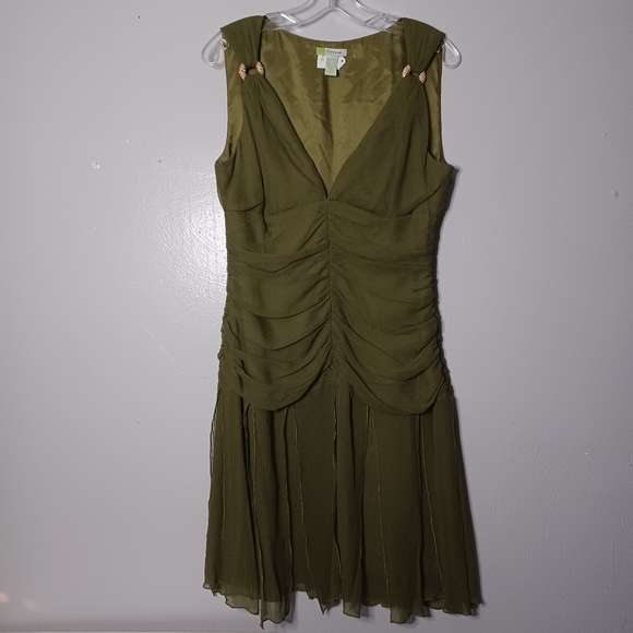 #66 Citrine Green Silk Drop Waist Empire Waist Ruched Bodice Dress Women's 12 - Picture 1 of 11